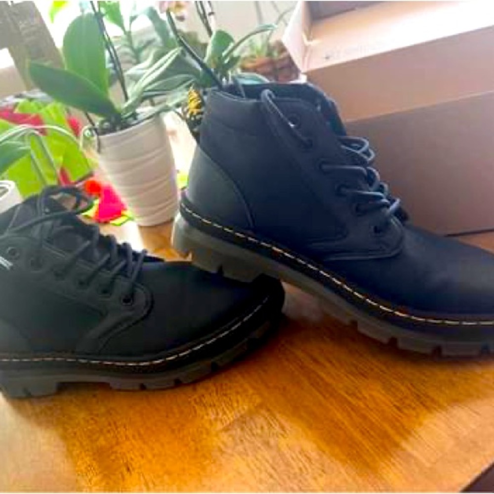 Dr. Martens Bonnny Poly Casual Boots